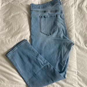 Light Washed Blue Jeans